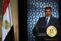 L'Egyptien Morsi veut renforcer les liens avec l'Iran selon l'agence Fars