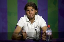 Tennis: Nadal blessé sera arrêté deux mois supplémentaires Tennis: Nadal blessé sera arrêté deux mois supplémentaires