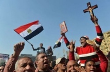 Manifestations contre le pouvoir islamiste et la police en Egypte