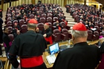 Vatican: première explication franche pour les cardinaux avant le conclave