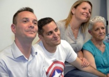 Vincent Autin, Bruno Boileau, sa soeur et sa mère Vincent Autin, Bruno Boileau, sa soeur et sa mère