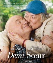 "Demi-soeur": Josiane Balasko retrouve son "frère" Michel Blanc "Demi-soeur": Josiane Balasko retrouve son "frère" Michel Blanc