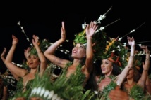 Polynésie : des milliers de danseurs et musiciens se mesurent pendant le Heiva