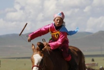 La course infernale des enfants-jockeys de Mongolie, la mort au bout parfois