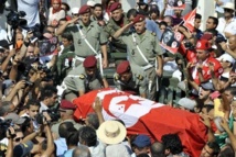 Tunisie: le cortège funèbre de Brahmi a quitté son domicile