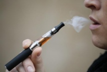 Les cigarettes électroniques "pas si inoffensives", selon 60 millions de consommateurs