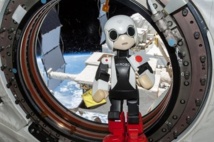 Le petit robot Kirobo dit ses premiers mots dans l'espace