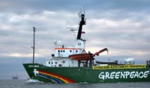 Russie: enquête pour "piraterie" après l'opération de Greenpeace en Arctique