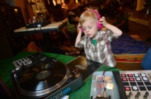 Des bébés DJ? A New York tout est possible Des bébés DJ? A New York tout est possible