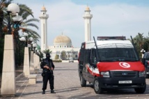 Tunisie: attentat suicide et attaque avortée sur la côte-est touristique Tunisie: attentat suicide et attaque avortée sur la côte-est touristique