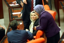 Turquie: des députées voilées entrent au Parlement Turquie: des députées voilées entrent au Parlement