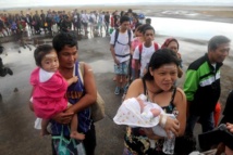 Philippines: la colère monte chez les survivants face à la lenteur de l'aide