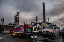 Belgique: deux morts après une explosion dans une raffinerie Total Belgique: deux morts après une explosion dans une raffinerie Total
