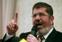 Egypte: l'ex-président Morsi sera jugé pour évasion de prison en 2011 Egypte: l'ex-président Morsi sera jugé pour évasion de prison en 2011