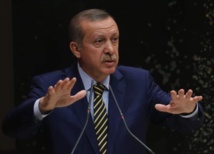 Turquie: Erdogan confronté à la démission de trois ministres