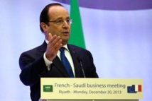 Hollande prend "l'engagement" d'assurer la "stabilité fiscale" en France Hollande prend "l'engagement" d'assurer la "stabilité fiscale" en France