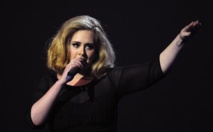 L'album "21" d'Adele, record de ventes en ligne aux Etats-Unis L'album "21" d'Adele, record de ventes en ligne aux Etats-Unis