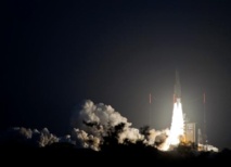 Réussite du premier tir d'Ariane de l'année: deux satellites lancés