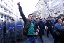 Turquie: Erdogan s'en prend à Twitter et à la justice Turquie: Erdogan s'en prend à Twitter et à la justice