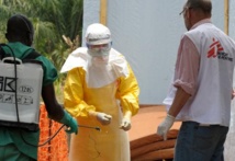 Ebola: équipes françaises déployées à l'aéroport de Guinée Conakry