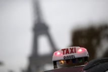 Les taxis se mobilisent à travers l'Europe contre les VTC Les taxis se mobilisent à travers l'Europe contre les VTC