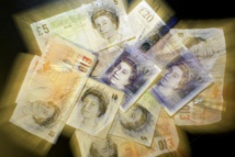 Royaume-Uni: la production industrielle plonge mais l'économie reste solide Royaume-Uni: la production industrielle plonge mais l'économie reste solide