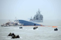 Naufrage d'un ferry sud-coréen: 10 ans de prison pour le directeur de la compagnie