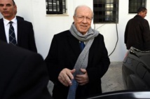 Le vétéran Essebsi élu président de la Tunisie 4 ans après la révolution