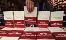 Après le buzz, "Soumission" de Michel Houellebecq arrive en librairie