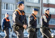 Opérations antiterroristes en Europe après un attentat déjoué en Belgique