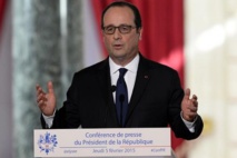 Hollande distille quelques annonces pour prolonger l'esprit de janvier
