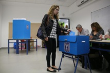 Les Israéliens votent pour tourner ou non la page Netanyahu