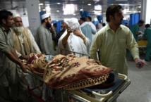 Un séisme fait 52 morts au Pakistan et 18 morts, dont 12 écolières, en Afghanistan Un séisme fait 52 morts au Pakistan et 18 morts, dont 12 écolières, en Afghanistan
