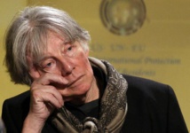 Le philosophe André Glucksmann est mort, annonce son fils Raphaël sur Facebook Le philosophe André Glucksmann est mort, annonce son fils Raphaël sur Facebook