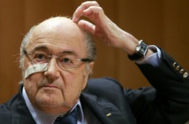Fifa: suspension de 8 ans pour Blatter et Platini qui doit oublier ses rêves de présidence Fifa: suspension de 8 ans pour Blatter et Platini qui doit oublier ses rêves de présidence