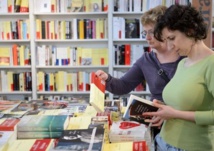 Oran: 30.000 visiteurs du salon national du livre Oran: 30.000 visiteurs du salon national du livre