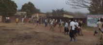 Les enseignants de Dimbokro protestent contre la violence des élèves du secondaire public Les enseignants de Dimbokro protestent contre la violence des élèves du secondaire public