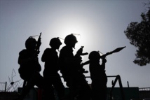 Gaza: Un enfant palestinien tué et deux autres blessés dans un raid israélien Gaza: Un enfant palestinien tué et deux autres blessés dans un raid israélien