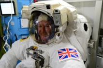 L'astronaute britannique Tim Peake court un marathon dans l'espace L'astronaute britannique Tim Peake court un marathon dans l'espace