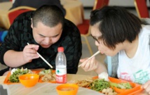 Chine: les jeunes attirés par la junk food, l'obésité explose