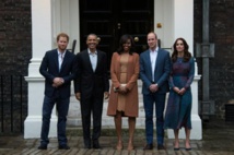 Les Obama défient le prince Harry sur Twitter, la reine s'en mêle Les Obama défient le prince Harry sur Twitter, la reine s'en mêle