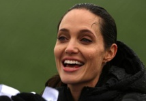 Angelina Jolie nommée professeure dans une prestigieuse université londonienne Angelina Jolie nommée professeure dans une prestigieuse université londonienne
