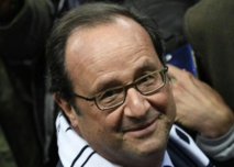 Le coiffeur de François Hollande payé 9.895 euros brut par mois