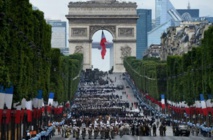 Défilé du 14 juillet: plus de 3.000 militaires sur les Champs Elysées Défilé du 14 juillet: plus de 3.000 militaires sur les Champs Elysées