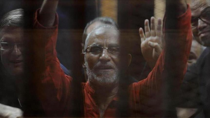 Egypte: Le Guide des Frères musulmans réaffirme son attachement à la légitimité de Morsi
