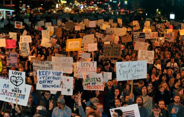 Nouvelles manifestations anti-Trump à travers les Etats-Unis