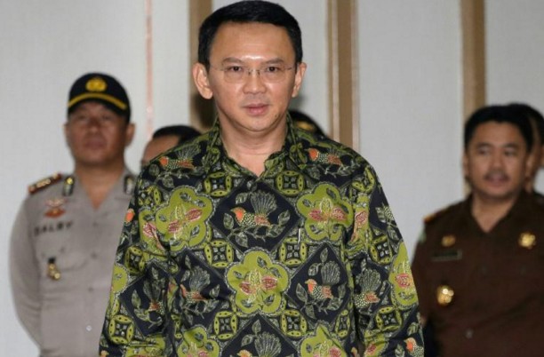 Blasphème: sursis requis contre le gouverneur chrétien de Jakarta