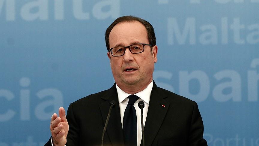 France/Présidentielle : François Hollande votera Emmanuel Macron