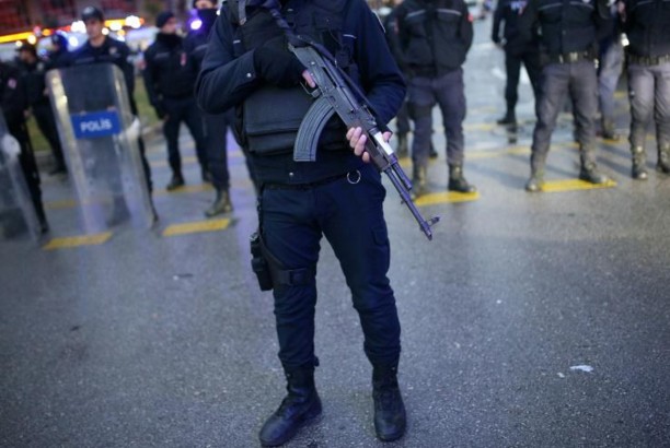 Turquie : 5 membres présumés de l'EI abattus, 233 arrêtés