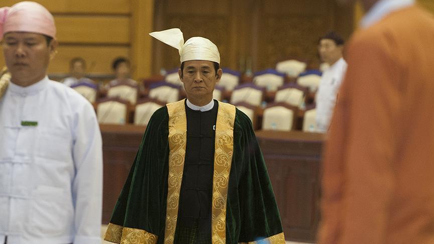 Win Myint élu nouveau président du Myanmar